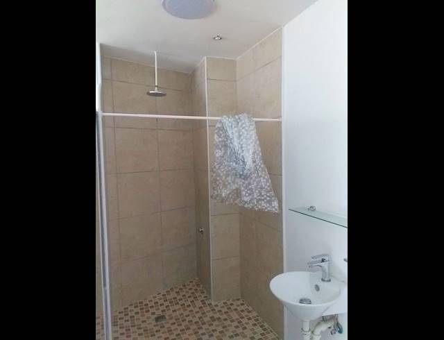 1 bed property to rent in WOODSTOCK